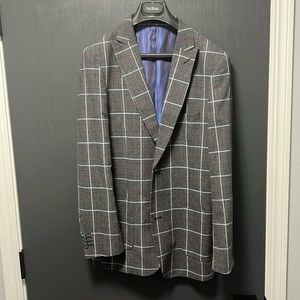 Isaac Mizrahi Gray and Red Plaid Sports Coat